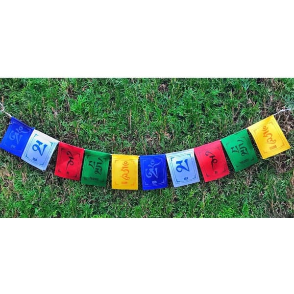 A$19.95 - NEPALESE TIBETAN BUDDHIST PRAYER FLAGS HAND MADE IN NEPAL 🇳🇵 OM MANI PADME HUM 0.1KG (1) ISLAND BUDDHA