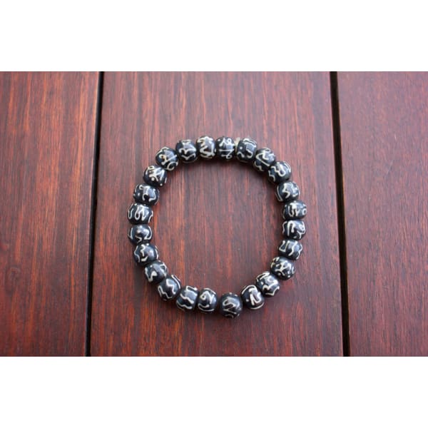 A$39.95 - BUDDHIST STYLE OM MANI PADME HUM BRACELET - HAND MADE FROM YAK BONE IN NEPAL 🇳🇵 0.2KG (2) ISLAND BUDDHA