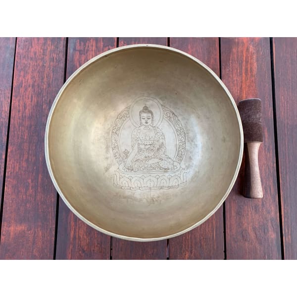 A$347 - GENUINE NEPALESE SINGING BOWL - HAND MADE &amp; HAND ENGRAVED IN NEPAL🇳🇵NOTE D4 &amp; A2 BUDDHA ENGRAVED 3KG (2) ISLAND BUDDHA