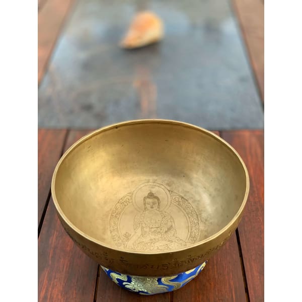 A$347 - GENUINE NEPALESE SINGING BOWL - HAND MADE & HAND ENGRAVED IN NEPAL🇳🇵NOTE D4 & A2 BUDDHA ENGRAVED 3KG (1) ISLAND BUDDHA