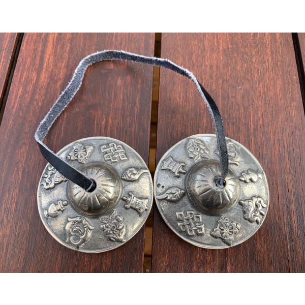 $57.77 - TINGSHA BELLS / TIBETAN CYMBALS - HAND MADE IN NEPAL (5) ISLAND BUDDHA