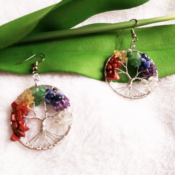 $17.77 - TREE OF LIFE 7 CHAKRA HEALING STONES EARRING SET (2) ISLAND BUDDHA